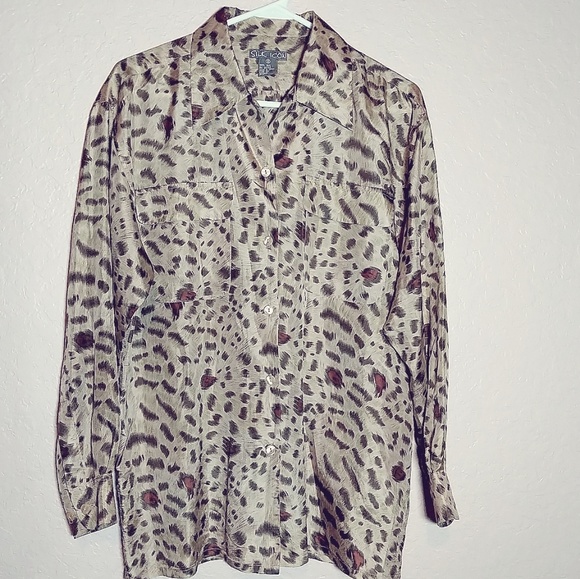 Silk Icon 💯 silk button down blouse shirt size s - Picture 1 of 5